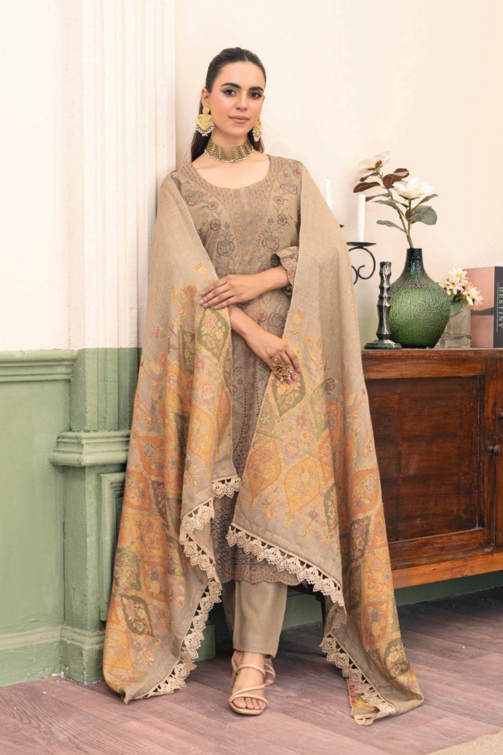 Mahjabeen A Product Of Riaz Arts Catalogue-26 Mahjabeen A Product Of Riaz Arts Catalogue